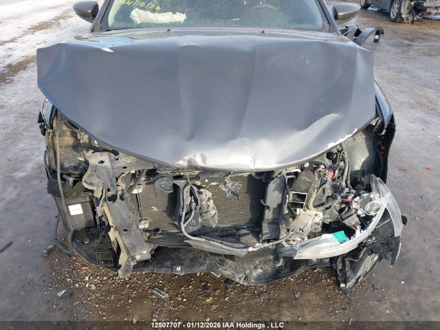 1C3CCCABXGN103319 Chrysler 200 Limited