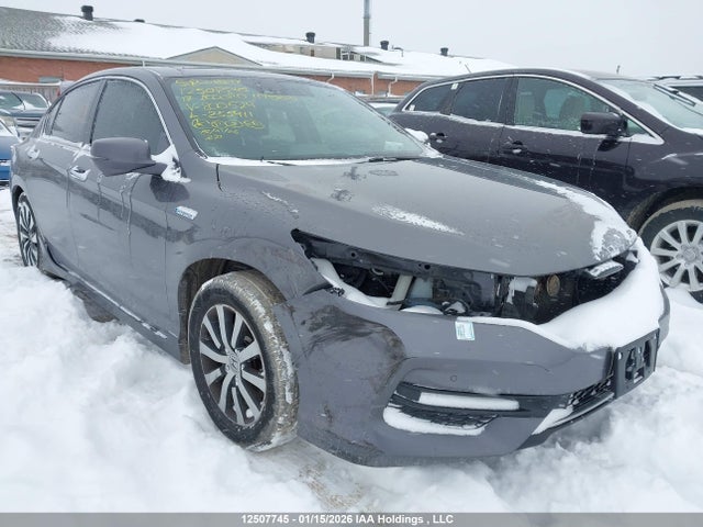 JHMCR6F77HC800524 Honda Accord Hybrid Touring