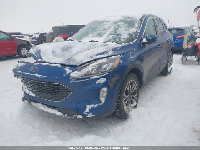 1FMCU9H62NUB20733 Ford ESCAPE SEL