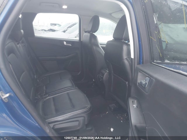 1FMCU9H62NUB20733 Ford ESCAPE SEL