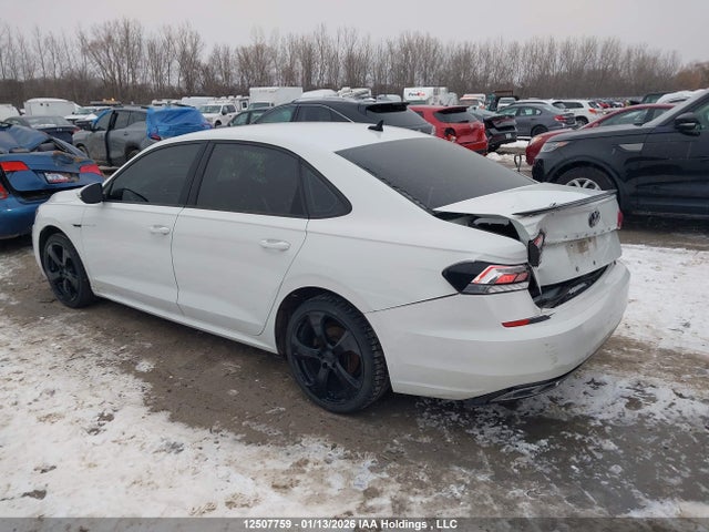 1VWEA7A30LC008734 Volkswagen Passat Execline