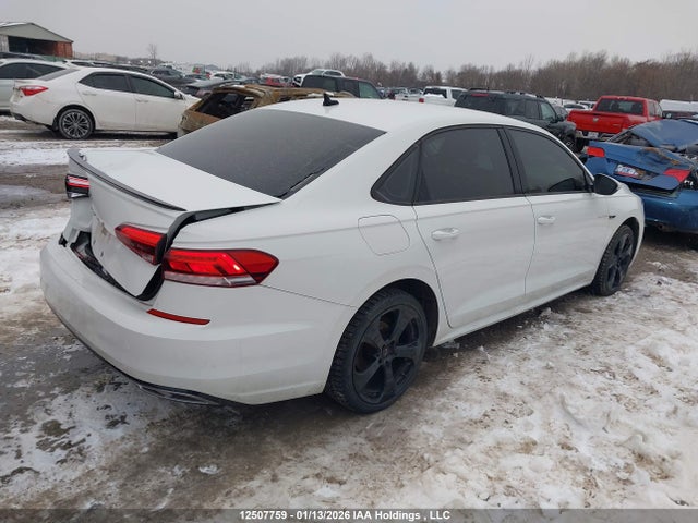 1VWEA7A30LC008734 Volkswagen Passat Execline