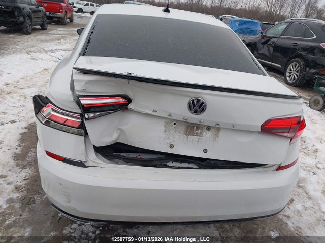 1VWEA7A30LC008734 Volkswagen Passat Execline