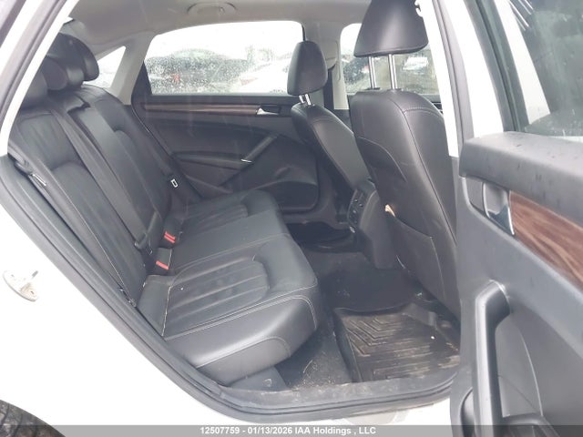 1VWEA7A30LC008734 Volkswagen Passat Execline