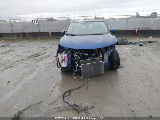 JN1BJ1CRXJW256797 Nissan Rogue Sport S/sv/sl