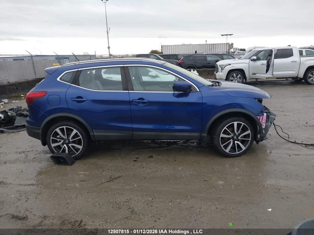 JN1BJ1CRXJW256797 Nissan Rogue Sport S/sv/sl