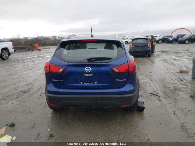 JN1BJ1CRXJW256797 Nissan Rogue Sport S/sv/sl