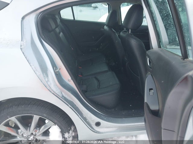 3MZBN1M34JM228194 Mazda MAZDA3