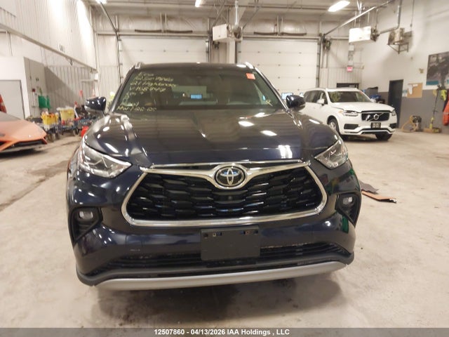 12507860 :رقم المزاد ، 5TDFZRBH5MS158747 vin ، 2021 Toyota Highlander Limited مزاد بيع
