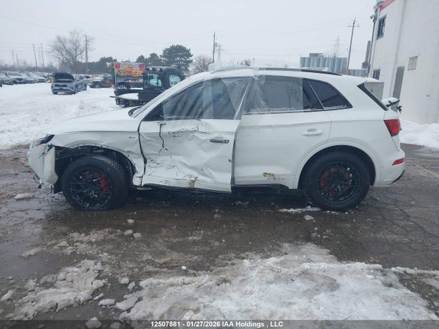 WA1FAAFY9N2043896 Audi Q5 Prestige 45