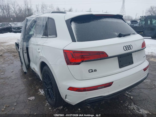 WA1FAAFY9N2043896 Audi Q5 Prestige 45