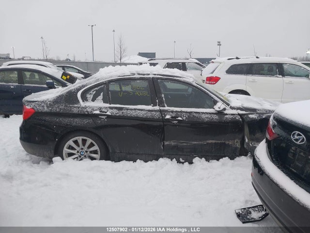 WBA3C3G59ENS70682 BMW 320i Xdrive