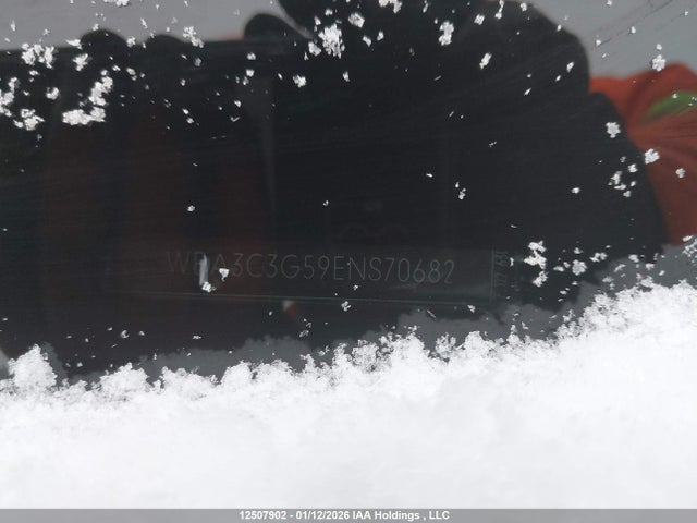 WBA3C3G59ENS70682 BMW 320i Xdrive