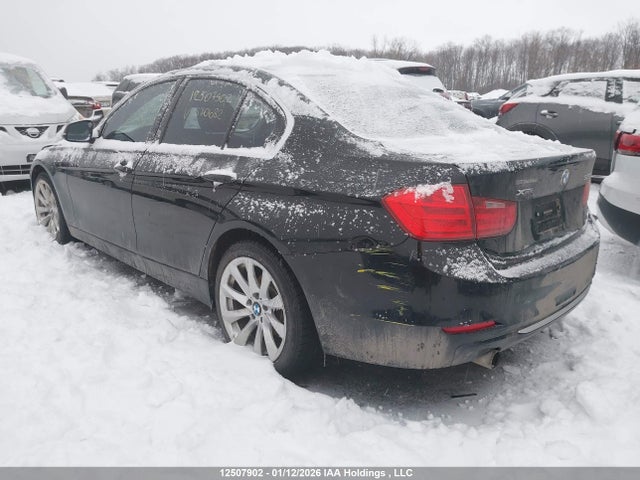 WBA3C3G59ENS70682 BMW 320i Xdrive