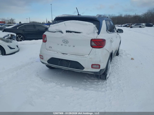 12507909 :رقم المزاد ، KMHRC8A35PU240892 vin ، 2023 Hyundai Venue Preferred With Two-tone Body Colour مزاد بيع