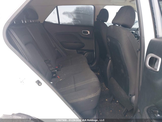 12507909 :رقم المزاد ، KMHRC8A35PU240892 vin ، 2023 Hyundai Venue Preferred With Two-tone Body Colour مزاد بيع