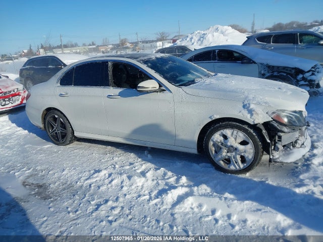 WDDZF4KB8KA611926 Mercedes-Benz E 300 4matic