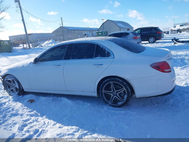 WDDZF4KB8KA611926 Mercedes-Benz E 300 4matic