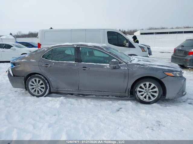 12507971 :رقم المزاد ، 4T1G11AKXLU873359 vin ، 2020 Toyota Camry Se مزاد بيع