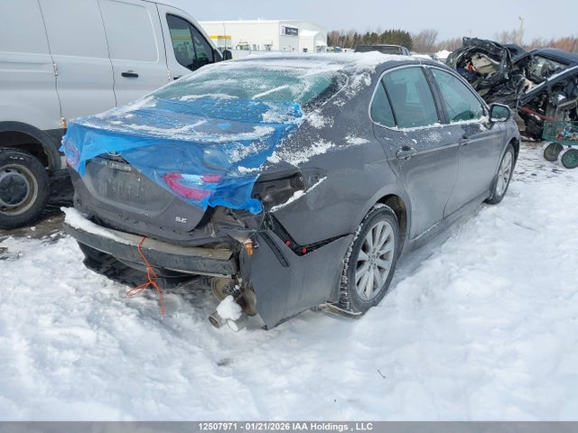 12507971 :رقم المزاد ، 4T1G11AKXLU873359 vin ، 2020 Toyota Camry Se مزاد بيع