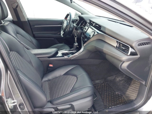 12507971 :رقم المزاد ، 4T1G11AKXLU873359 vin ، 2020 Toyota Camry Se مزاد بيع