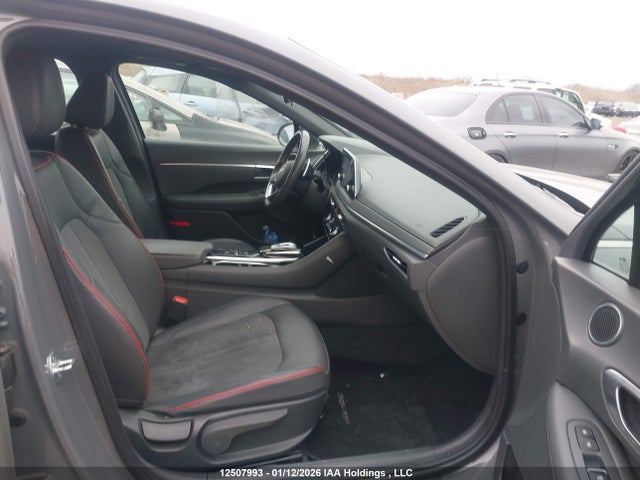 5NPEJ4J21NH139056 Hyundai Sonata Sport 1.6t 4dr