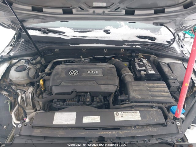3VWG17AU6JM276054 Volkswagen GOLF S/SE