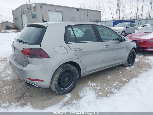3VWG17AU6JM276054 Volkswagen GOLF S/SE