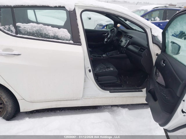 1N4AZ1CPXJC311112 Nissan Leaf S/sv/sl
