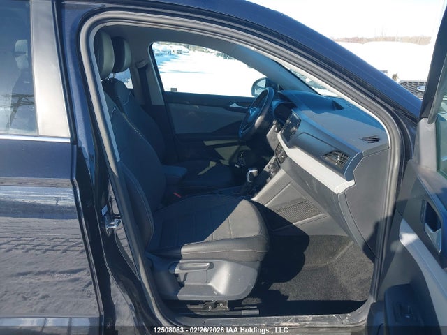 3VVEX7B27RM013252 Volkswagen TAOS SE
