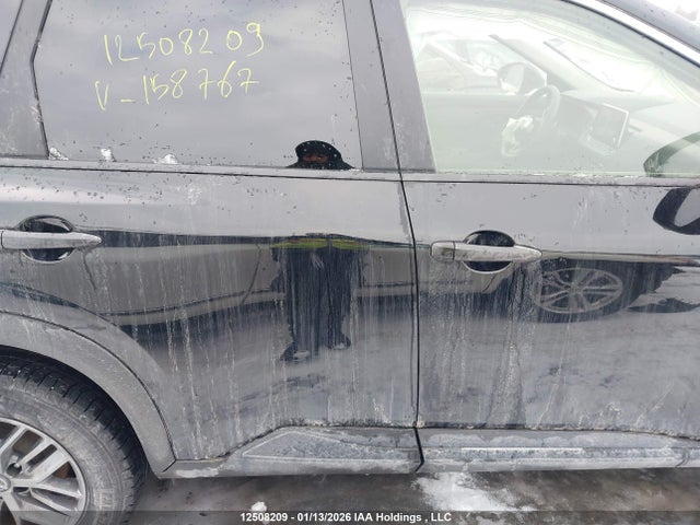 JN8BT3AB6SW158767 Nissan ROGUE S