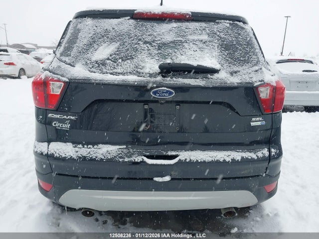 1FMCU9H92KUC58536 Ford ESCAPE SEL
