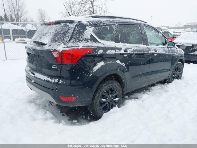 1FMCU9H92KUC58536 Ford ESCAPE SEL