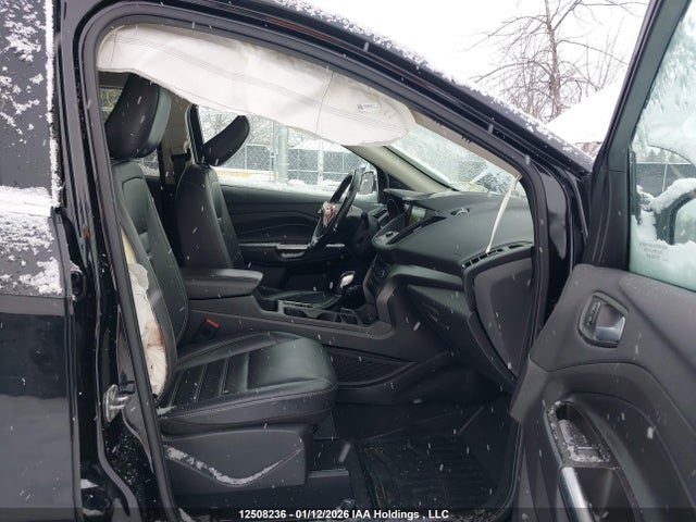 1FMCU9H92KUC58536 Ford ESCAPE SEL