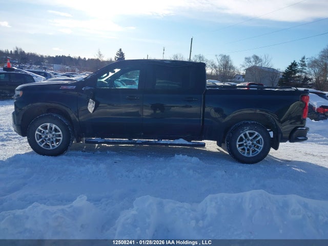 1GCUYEED1KZ135988 Chevrolet Silverado 1500 Rst