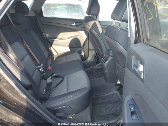 Hyundai Tucson 2016 KM8J3CA23GU050094 Image 8
