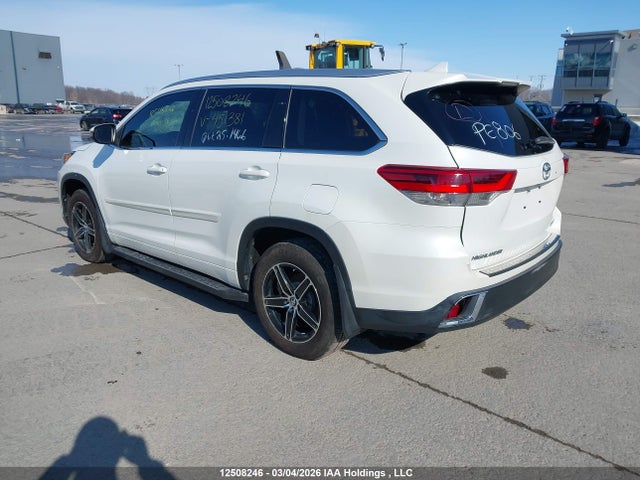 5TDJZRFH5HS451381 Toyota Highlander Se/xle