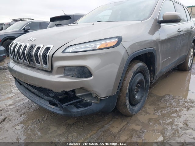 Jeep Cherokee Latitude 2017 1C4PJMCS4HW617992 Image 6