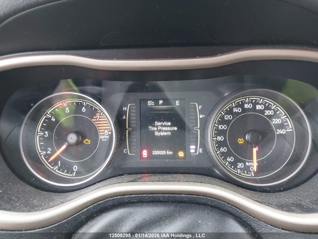 Jeep Cherokee Latitude 2017 1C4PJMCS4HW617992 Image 7