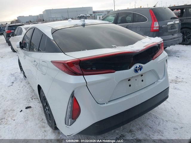 Toyota PRIUS PRIME 2021 JTDKAMFP1M3165657 Image 3