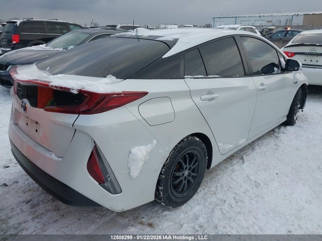 Toyota PRIUS PRIME 2021 JTDKAMFP1M3165657 Image 4
