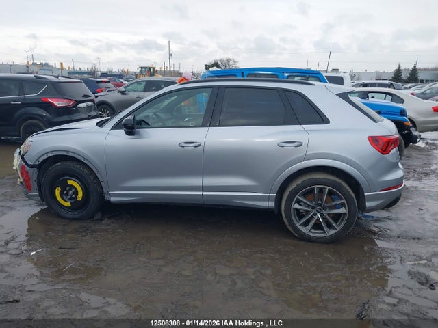 WA1AECF39N1034703 Audi Q3 45 Komfort/45 Progressiv