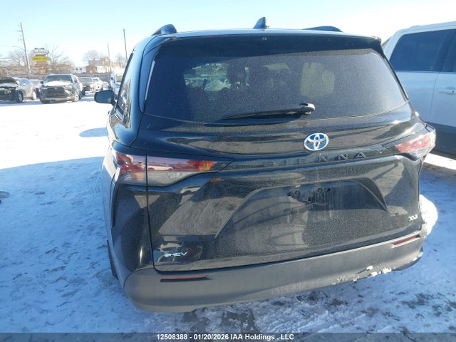 2025 Toyota Sienna Xle 8-passenger მანქანა იყიდება აუქციონზე, vin: 5TDGRKEC3SS273484, აუქციონის ნომერი: 12508388