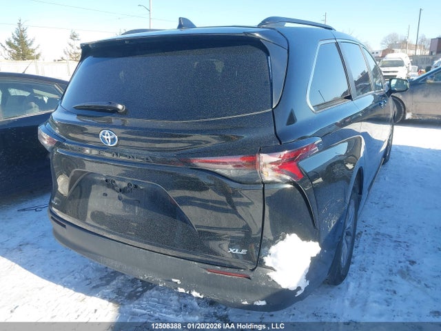 2025 Toyota Sienna Xle 8-passenger მანქანა იყიდება აუქციონზე, vin: 5TDGRKEC3SS273484, აუქციონის ნომერი: 12508388