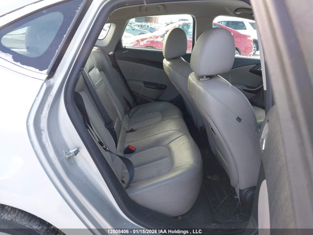 1G4PN5SKXE4205185 Buick Verano