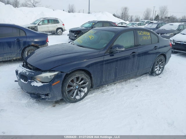 12508420 :رقم المزاد ، WBA3C3C53DF979073 vin ، 2013 Bmw 320i Xdrive مزاد بيع