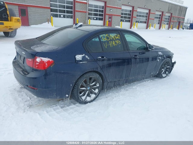 12508420 :رقم المزاد ، WBA3C3C53DF979073 vin ، 2013 Bmw 320i Xdrive مزاد بيع