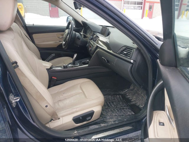 12508420 :رقم المزاد ، WBA3C3C53DF979073 vin ، 2013 Bmw 320i Xdrive مزاد بيع