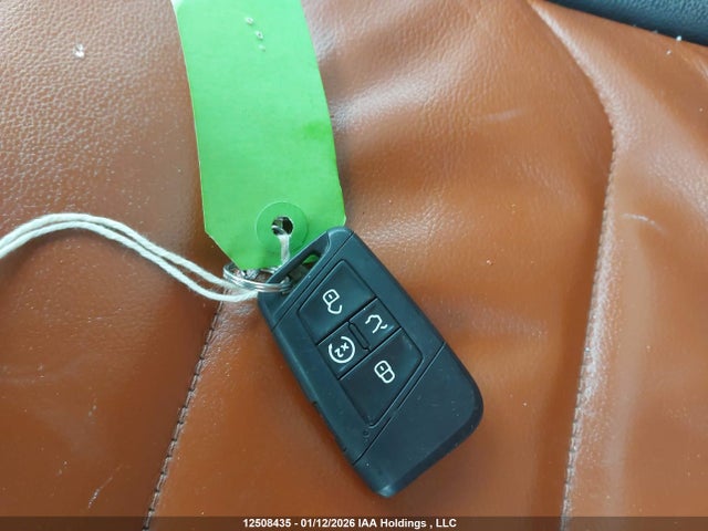 Продажа на аукционе авто 2020 Volkswagen Tiguan Highline, vin: 3VV4B7AX8LM121474, номер лота: 12508435
