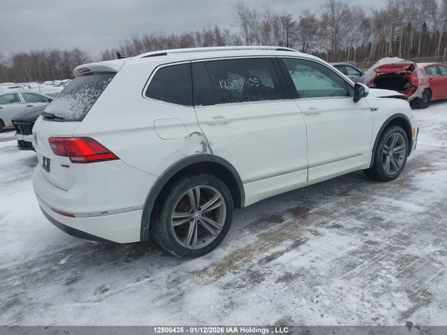 Продажа на аукционе авто 2020 Volkswagen Tiguan Highline, vin: 3VV4B7AX8LM121474, номер лота: 12508435